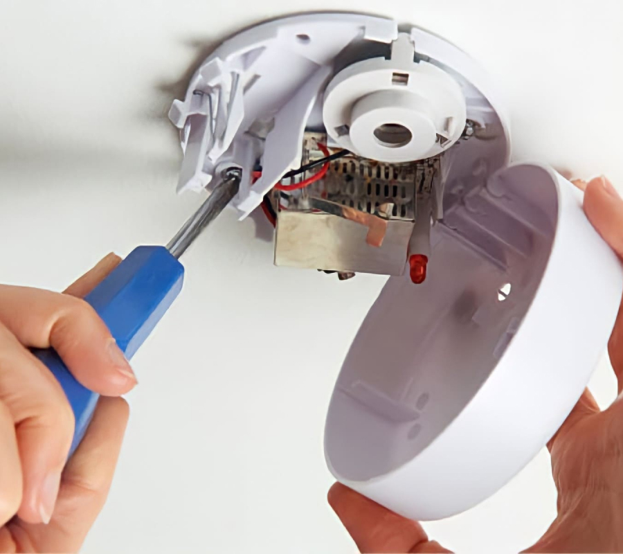 Alise Alise SSI – Sécurité et Sérénité Assurée Intervention en ERP, IGH, sites industriels à Lyon https://alise-ssi.fr